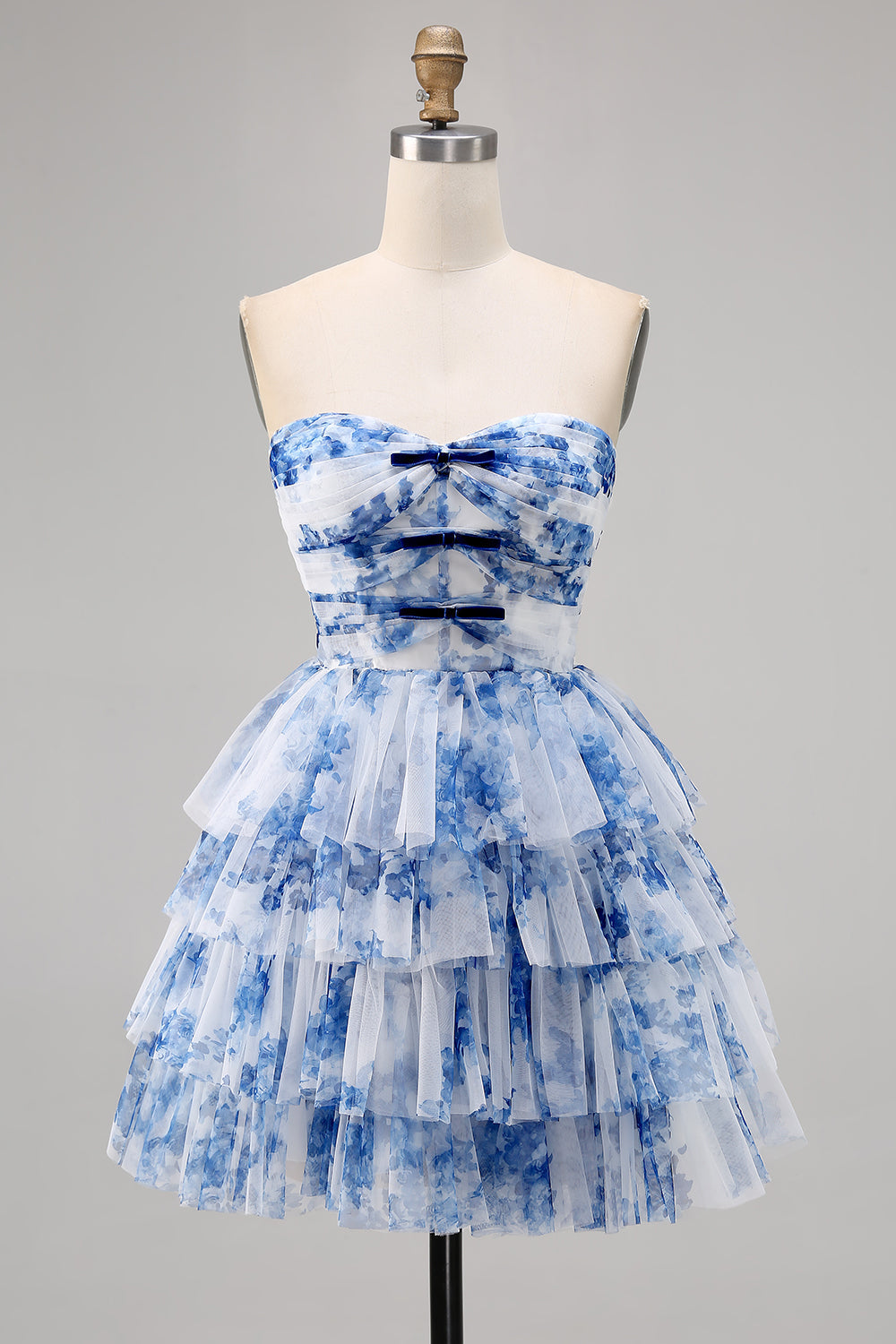 White Blue Floral Sweetheart Tiered Short A Line Homecoming Dress